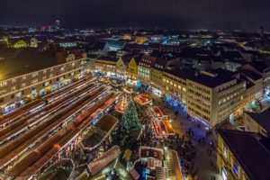 Der Augsburger Christkindlesmarkt vom Perlachturm aus
