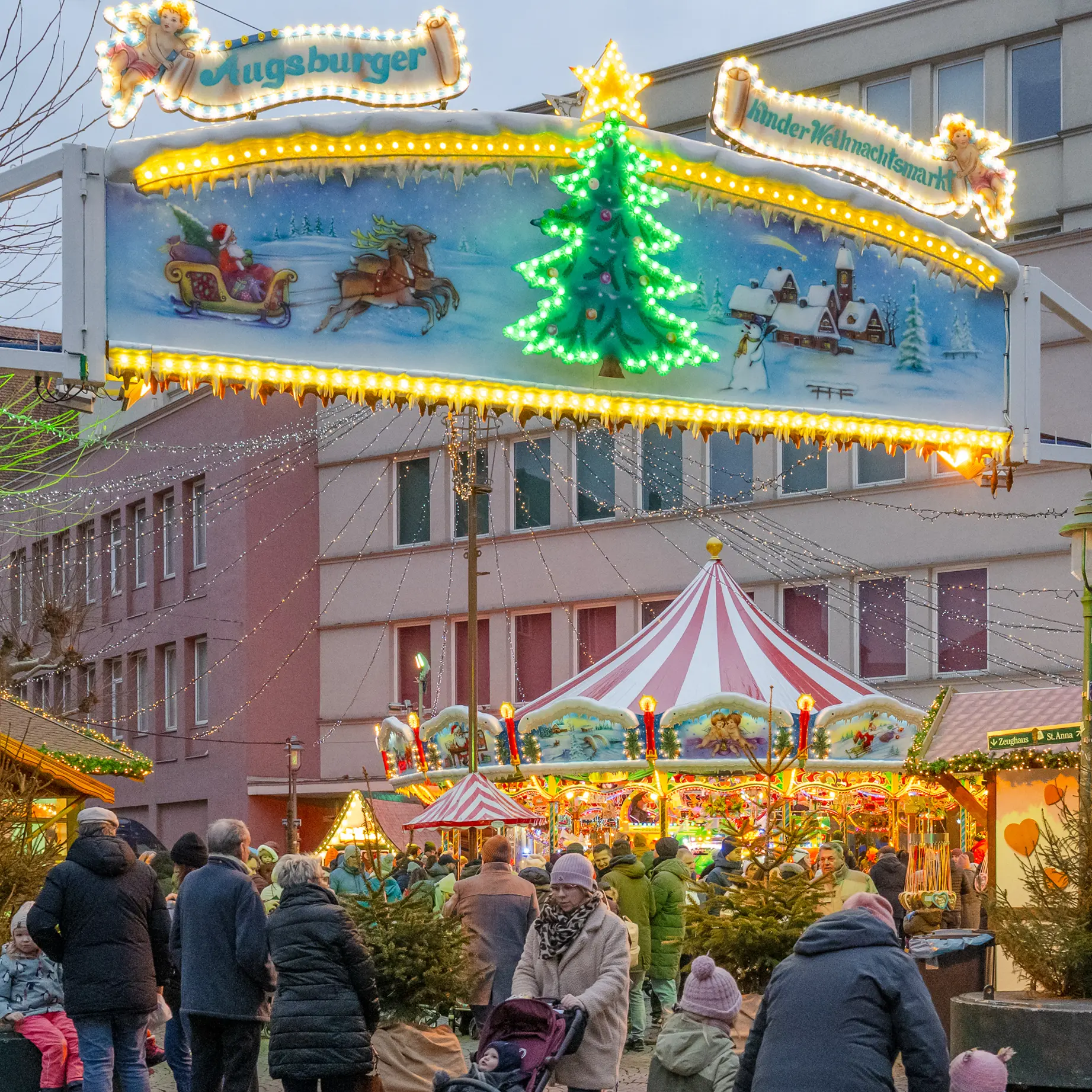 rahmenprogramm Eingang zum Augsburger Kinderweihnachtsmarkt
